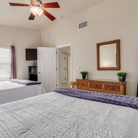 Steps To The Beach And Restaurants! - Coconut Villa'S Suite 1 St. Pete Beach Exterior photo