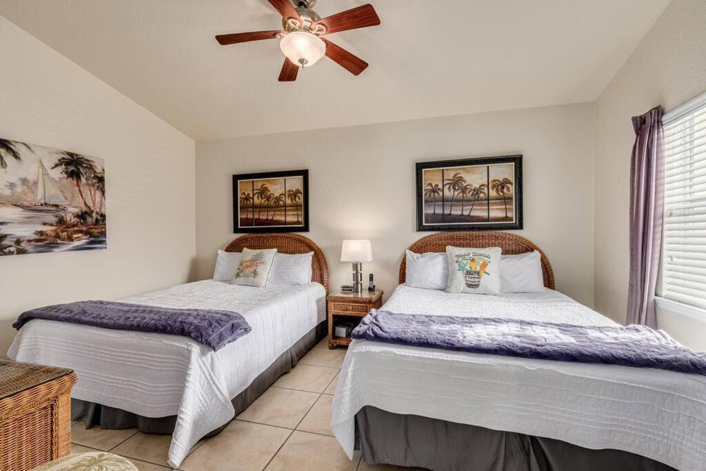 Steps To The Beach And Restaurants! - Coconut Villa'S Suite 1 St. Pete Beach Exterior photo